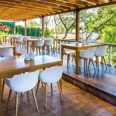 Garden Apartahotel 4*