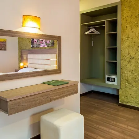 Garden Hotel apartamentowy 3*