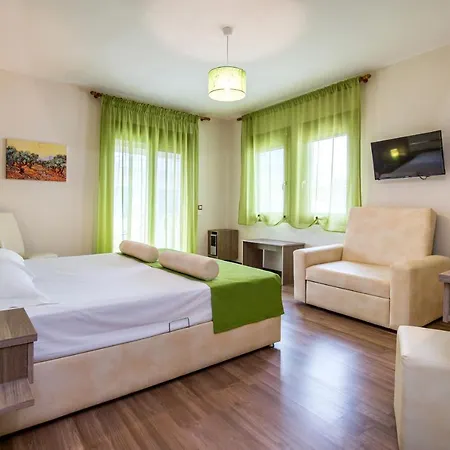 Hotel apartamentowy Garden 3*
