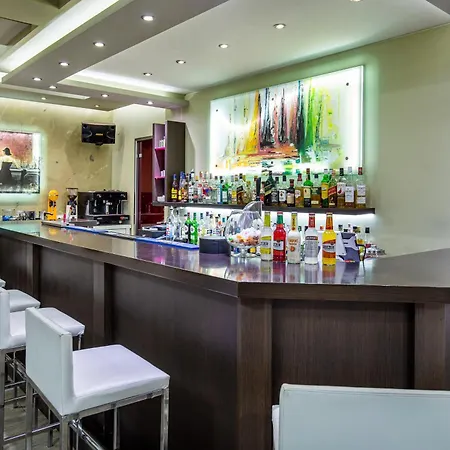 Aparthotel Garden 4*