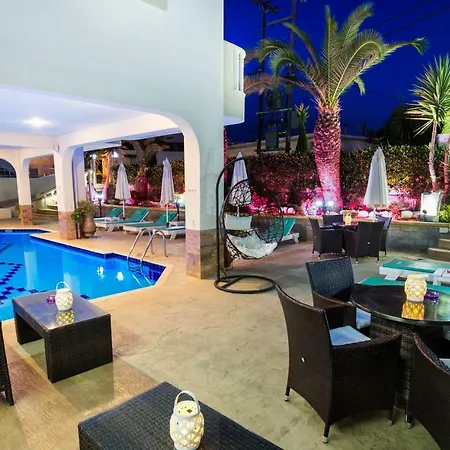 Garden 4*