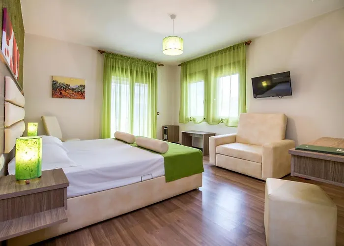 Aparthotel Garden 4*