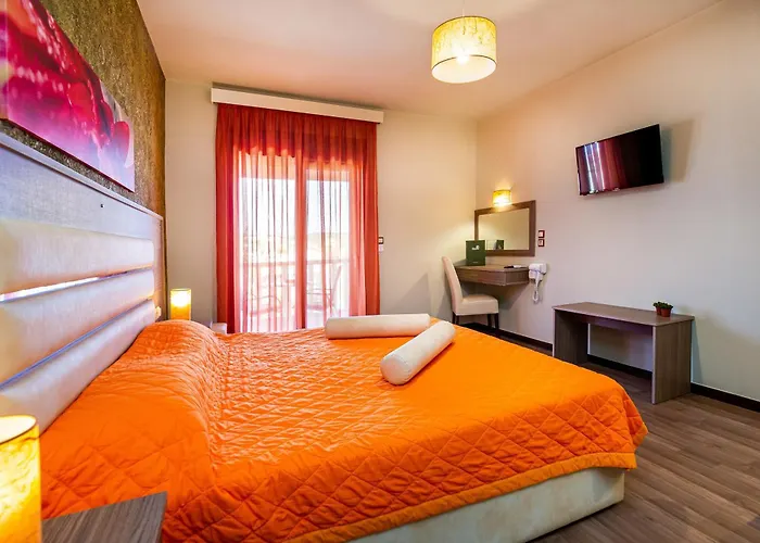 Garden Aparthotel 4*