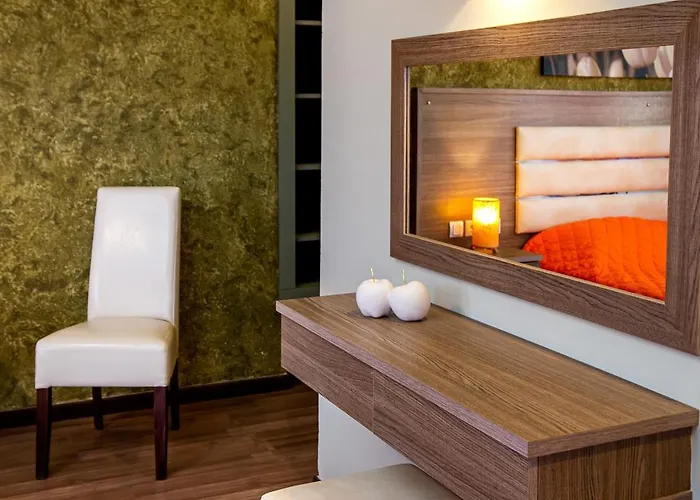 Garden Aparthotel 4*